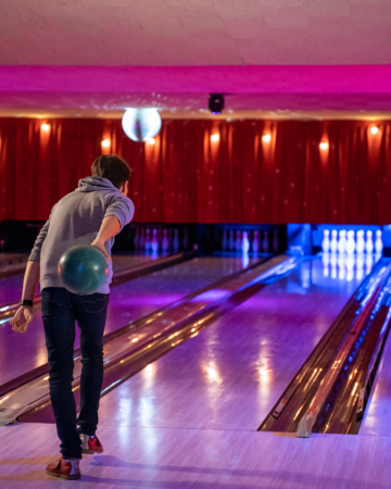 Bowling / Laser Game / VR